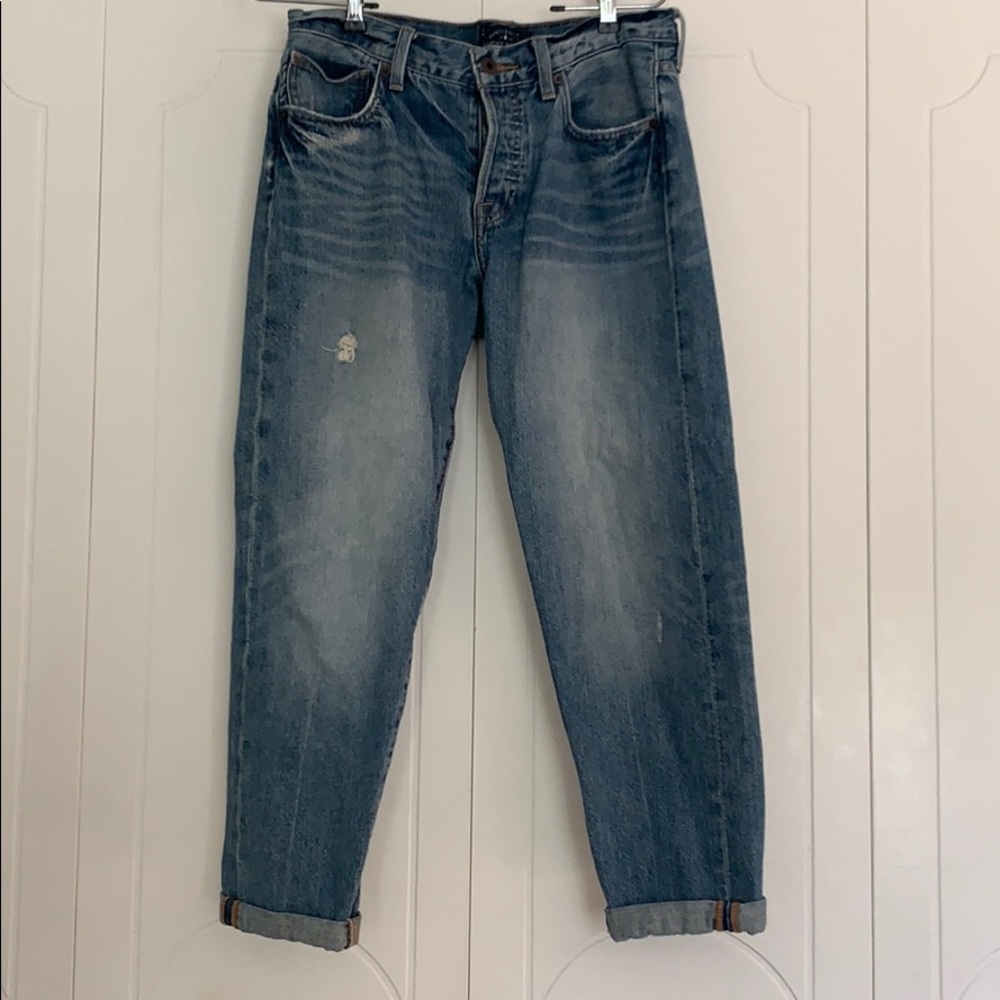 Boyfriend cut jeans